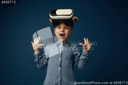 Image of Child with virtual reality headset