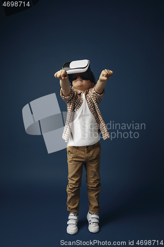 Image of Child with virtual reality headset