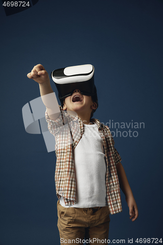 Image of Child with virtual reality headset