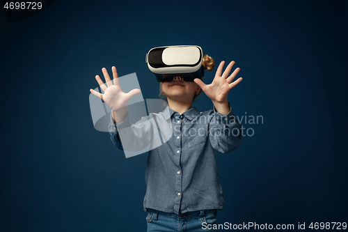 Image of Child with virtual reality headset