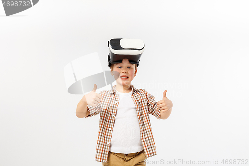 Image of Child with virtual reality headset