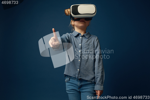 Image of Child with virtual reality headset