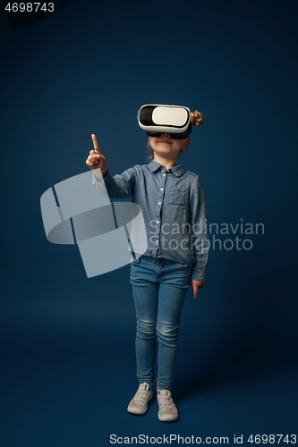 Image of Child with virtual reality headset