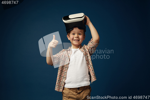 Image of Child with virtual reality headset