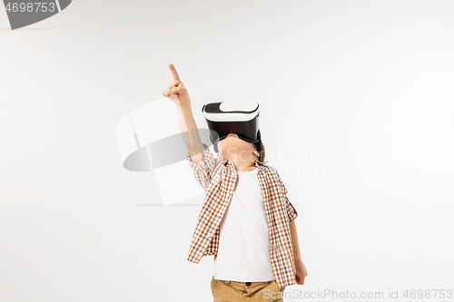 Image of Child with virtual reality headset