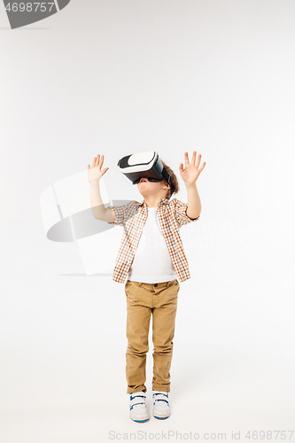 Image of Child with virtual reality headset