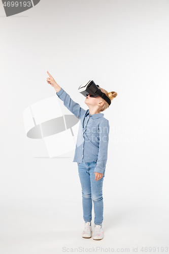 Image of Child with virtual reality headset