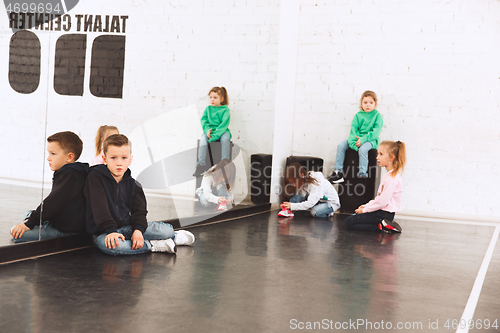 Image of The kids at dance school. Ballet, hiphop, street, funky and modern dancers