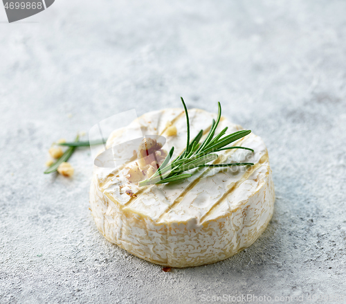 Image of fresh brie cheese