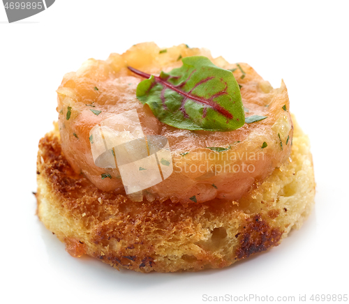 Image of toasted bread with salmon tartare