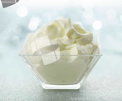 Image of bowl of whipped mascarpone cheese cream