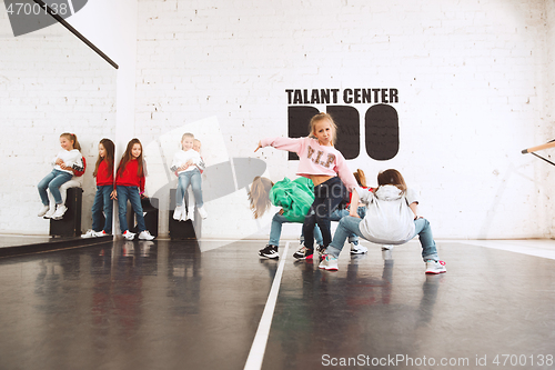 Image of The kids at dance school. Ballet, hiphop, street, funky and modern dancers