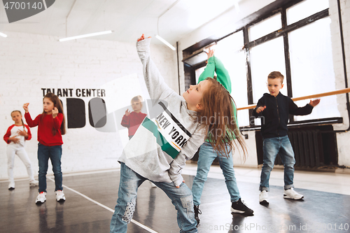 Image of The kids at dance school. Ballet, hiphop, street, funky and modern dancers