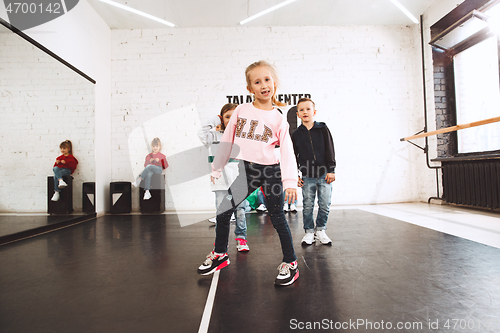 Image of The kids at dance school. Ballet, hiphop, street, funky and modern dancers