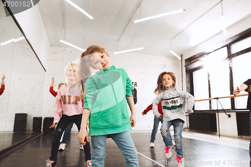 Image of The kids at dance school. Ballet, hiphop, street, funky and modern dancers