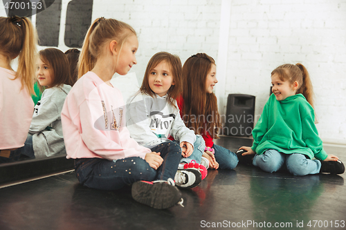 Image of The kids at dance school. Ballet, hiphop, street, funky and modern dancers