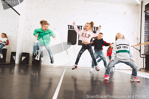 Image of The kids at dance school. Ballet, hiphop, street, funky and modern dancers