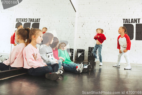 Image of The kids at dance school. Ballet, hiphop, street, funky and modern dancers