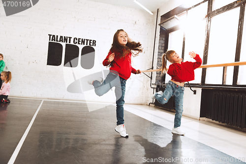 Image of The kids at dance school. Ballet, hiphop, street, funky and modern dancers