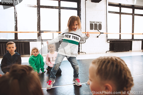 Image of The kids at dance school. Ballet, hiphop, street, funky and modern dancers