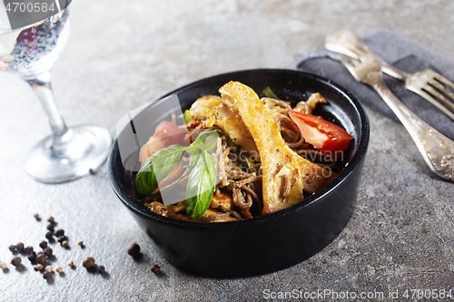 Image of soba noodles with chicken