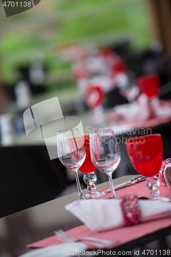 Image of table setting at restaurant