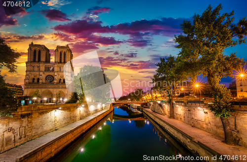 Image of Sunrise and Notre Dame