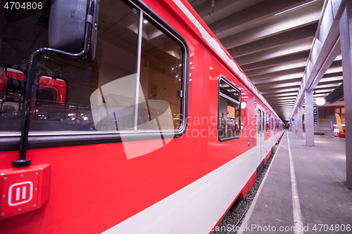 Image of empty interior of subway station