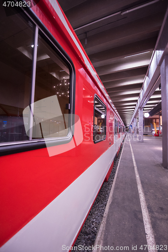 Image of empty interior of subway station