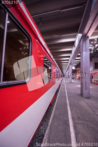 Image of empty interior of subway station