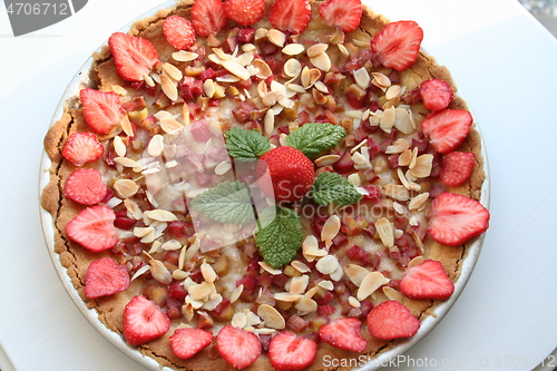 Image of Pie with strawberries