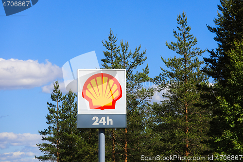 Image of Shell Service Station Logo by Highway