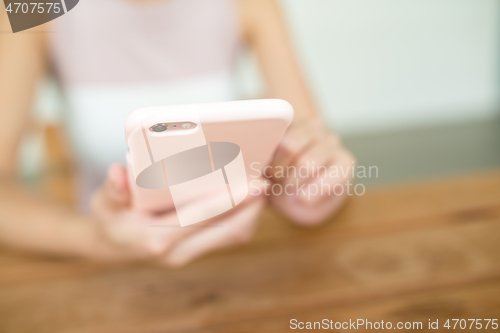 Image of Woman use of cellphone