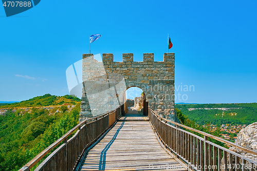 Image of Entrance to the Ovech Fortress