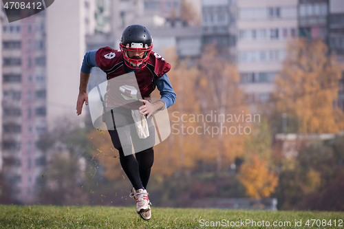 Image of american football player in action