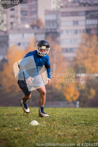 Image of american football player in action