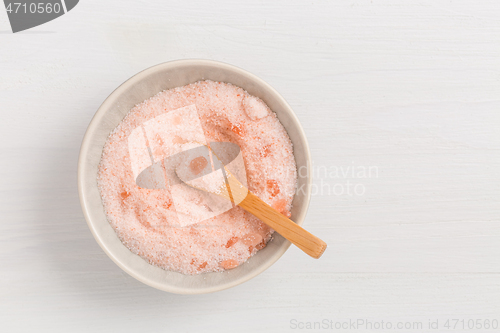 Image of Organic Himalayan salt in bowl