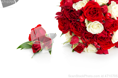 Image of bridal bouquet with red and white roses