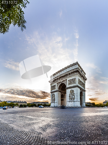 Image of Paris Triumphal Arch the Arc de Triomphe de l\'Etoile, France