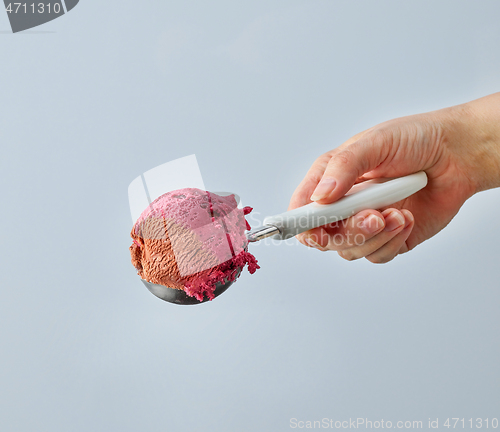 Image of ice cream scoop