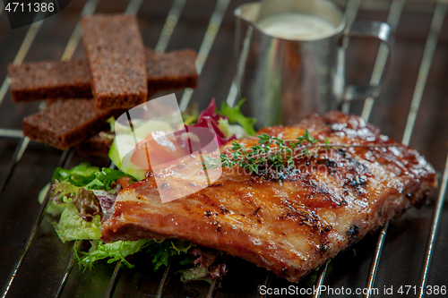 Image of freshly grilled ribs