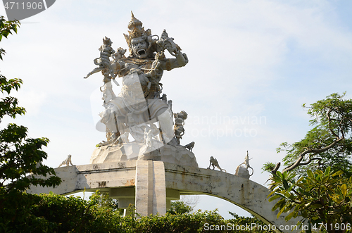 Image of Statue of God fighting with monkeys in Pura Luhur Uluwatu