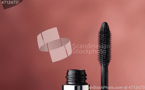 Image of close up of black mascara 