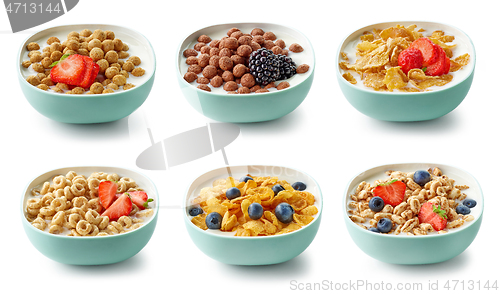 Image of bowls of breakfast cereal balls