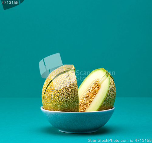 Image of fresh ripe sliced melon