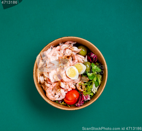 Image of bowl of healthy salad