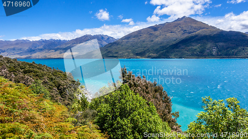 Image of lake Wanaka; New Zealand south island