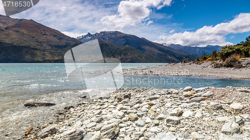 Image of lake Wanaka; New Zealand south island