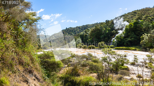 Image of volcanic activities at waimangu