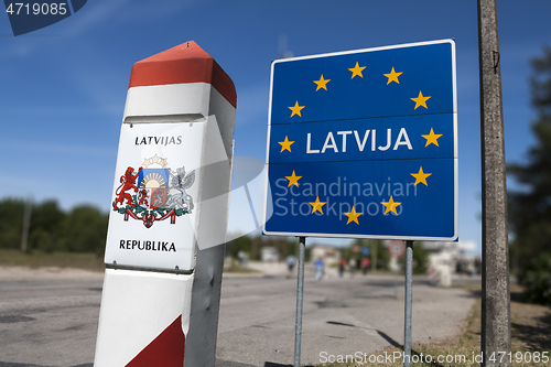 Image of Latvia country border sign